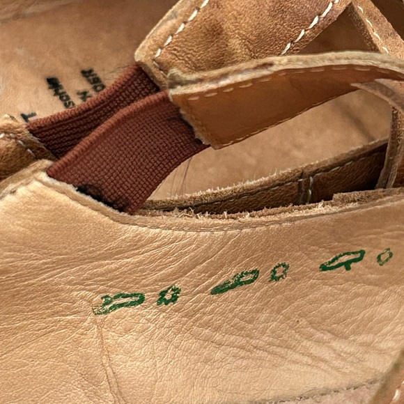 Think! Chilli Mary Jane Shoes Tan Size 8 US 39 EU - Picture 11 of 16